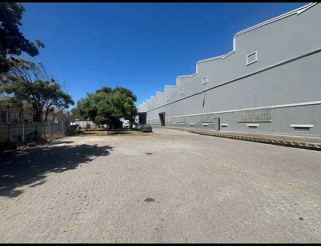 5,134M² INDUSTRIAL YARD TO LET IN BLACKHEATH INDUSTRIAL